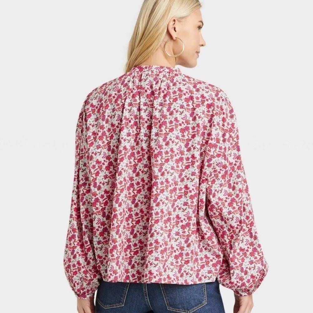 Universal Thread NWT Puff Blouse, Balloon Sleeve style, size XXL - Picture 2 of 11